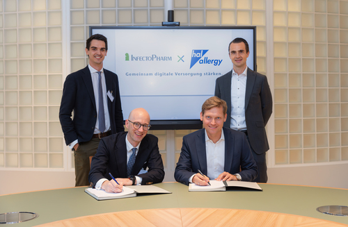 Agreement signed on 1 September 2026 in Heppenheim for the multi-year strategic commercial partnership. From left: Maximilian Krebs (Managing Director, HAL Allergie GmbH), Dr. Dr. Philip Boehme (CEO, HAL Allergy), Michael Gilster (Managing Director, InfectoPharm), Philipp Zöller (Managing Director, InfectoPharm) ©InfectoPharm
